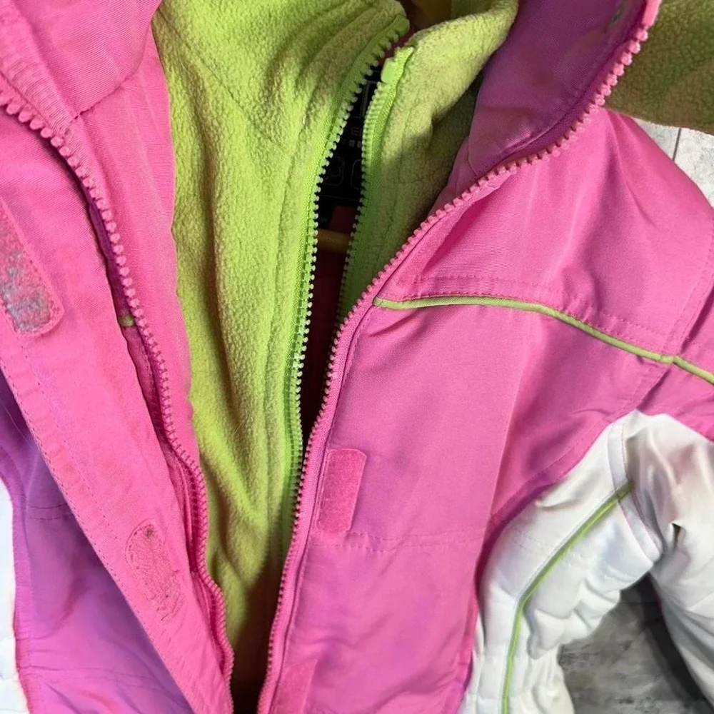Pink‎ and white puffer jacket with hood Heavy duty weather proof Kids Medium 5-6
